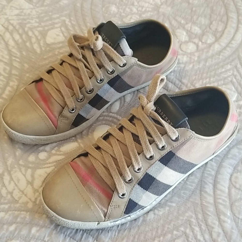 Burberry sneakers